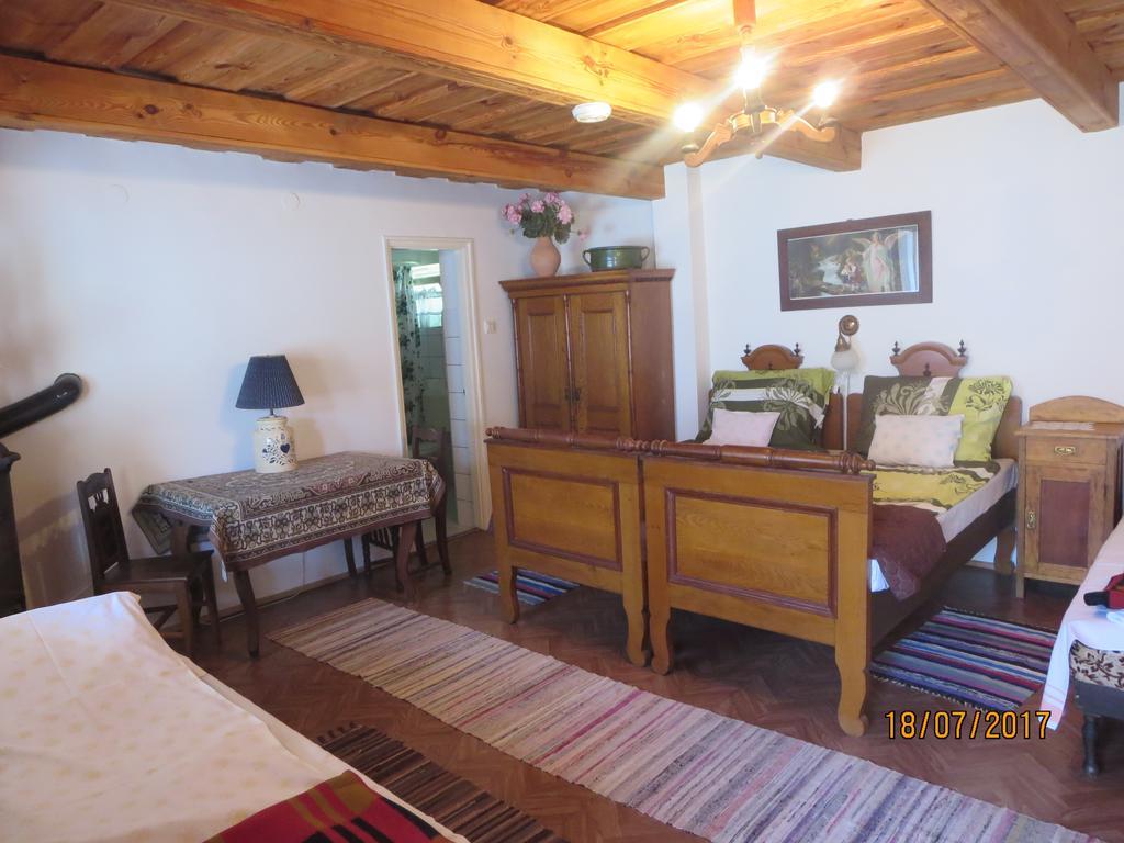 Appartamento Molnárporta Szentgyorgyvolgy Esterno foto