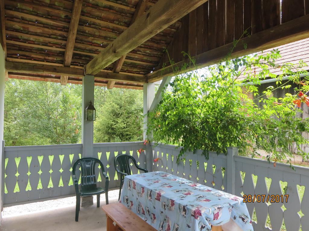 Appartamento Molnárporta Szentgyorgyvolgy Esterno foto