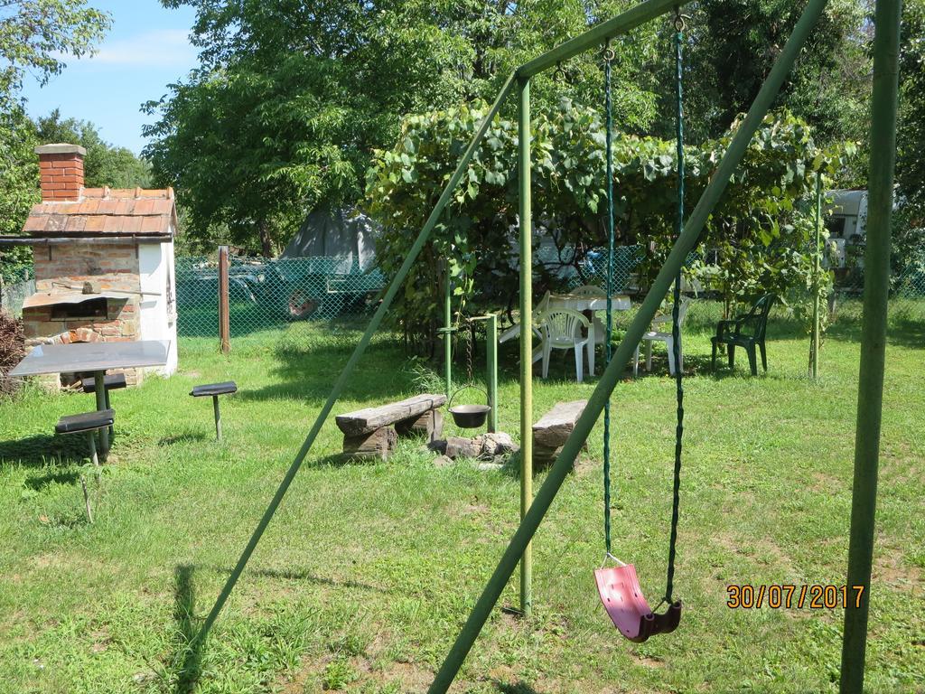 Appartamento Molnárporta Szentgyorgyvolgy Esterno foto