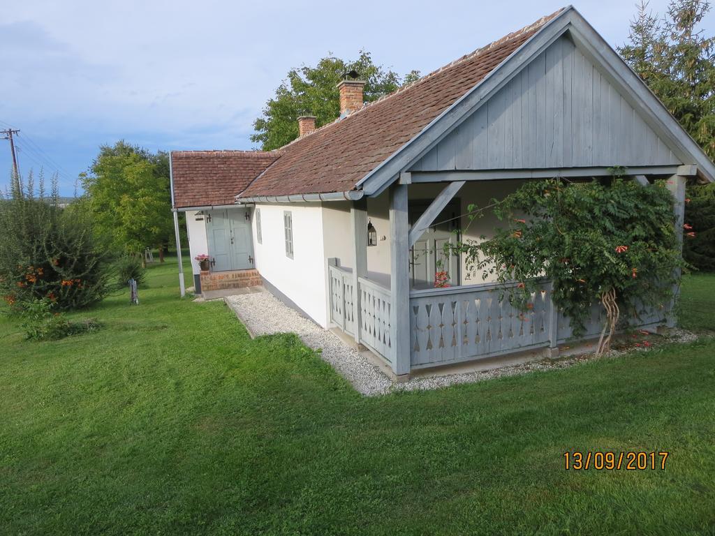 Appartamento Molnárporta Szentgyorgyvolgy Esterno foto